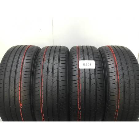 2155518 95H Kumho Ecsta HS51