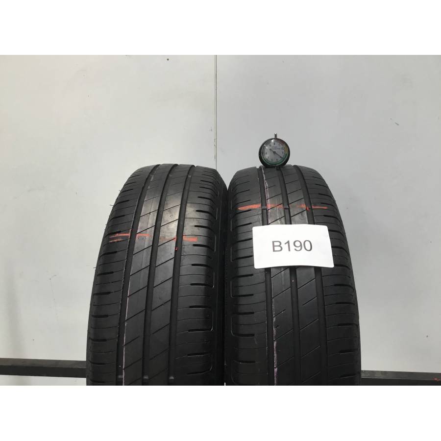 1756514 86T Goodyear Efficient Grip Performance